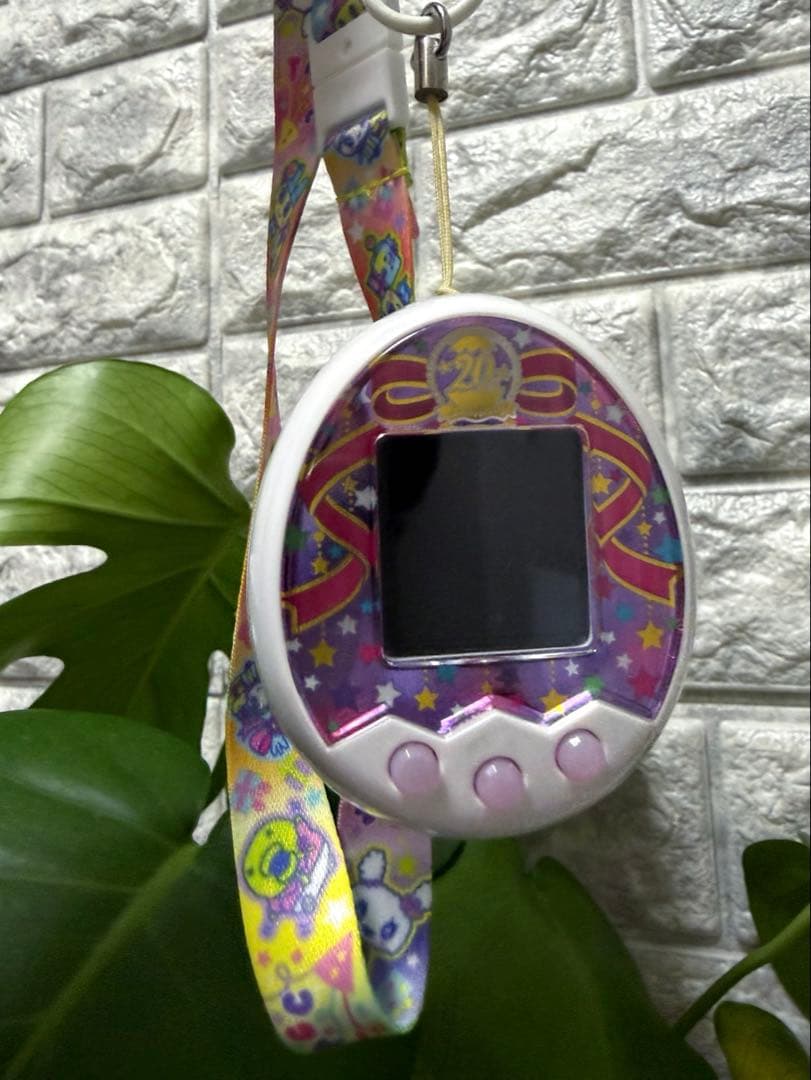 タマゴ型デジタルペット
