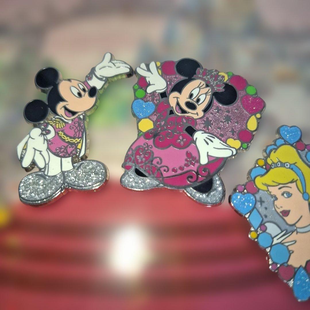激レア　ディズニープリンセス　ディズニーピンバッジセット