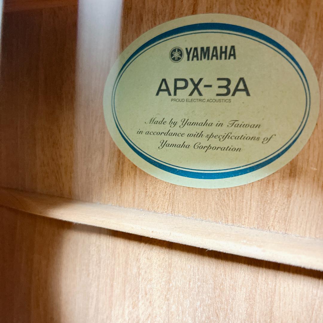 美品 YAMAHA ヤマハ APX-3A エレアコギター ソフトケース付