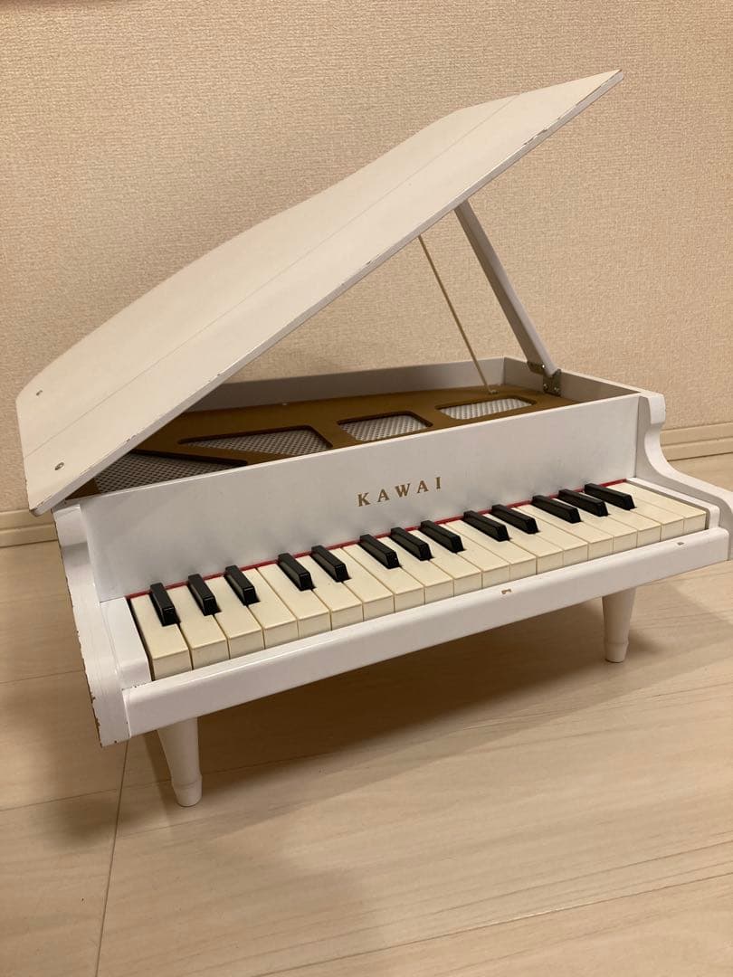 KAWAI 日本製グランドピアノ ホワイト 32鍵