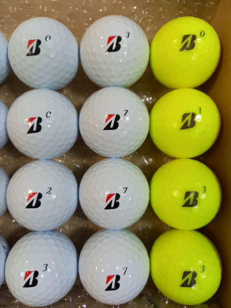 美品ブリヂストンTOUR B XS ロストボール24球