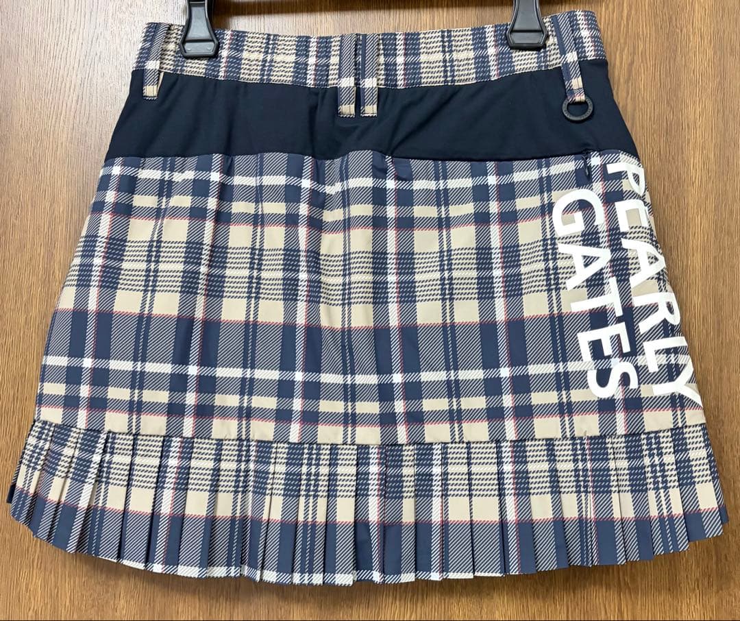 パーリーゲイツ　軽量保温スカート