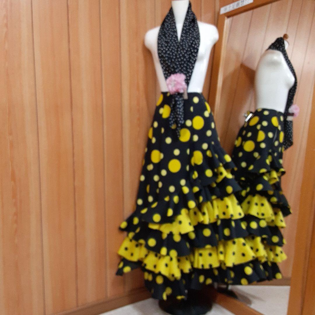 フラメンコ衣装　☆ファルダのみ　黒地黄色水玉/豪華3段フリル♡