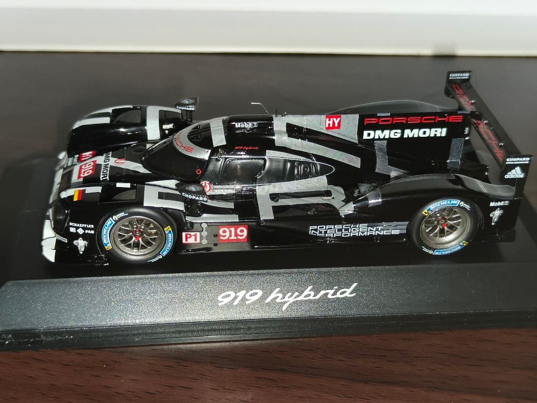 1/43 Porsche 919 Hybrid ダイキャストミニカー