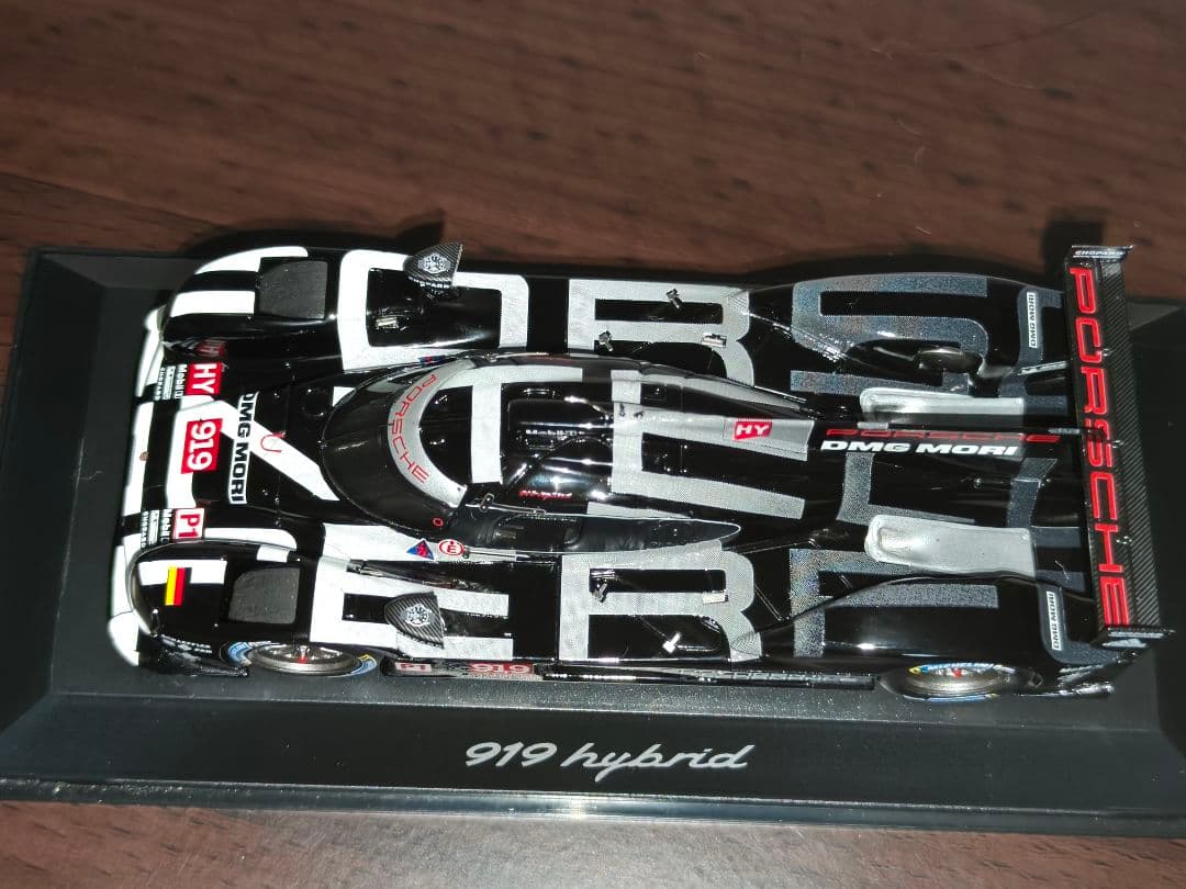 1/43 Porsche 919 Hybrid ダイキャストミニカー