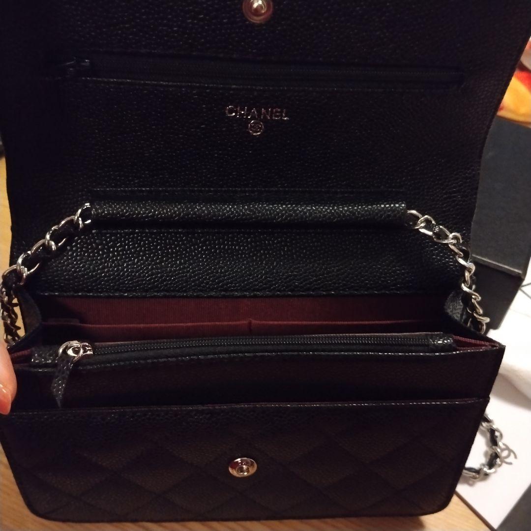 CHANEL ブラック チェーンウォレット　シルバー　ショルダーバッグ　シャネル