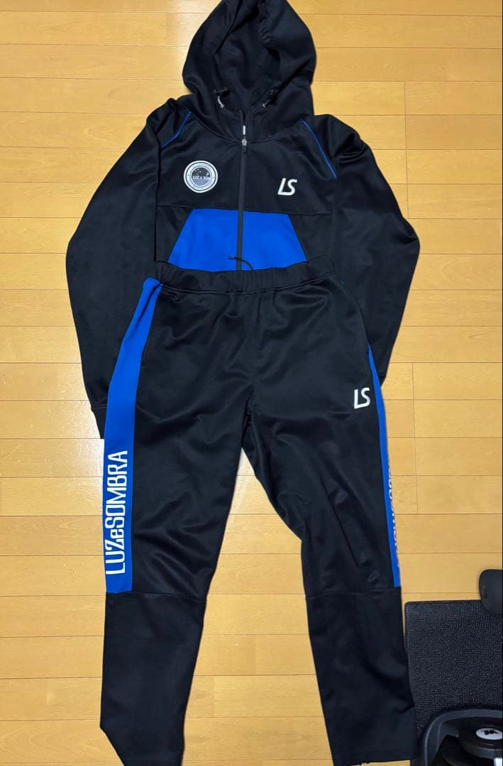 ルースイソンブラ　上下セット　XL