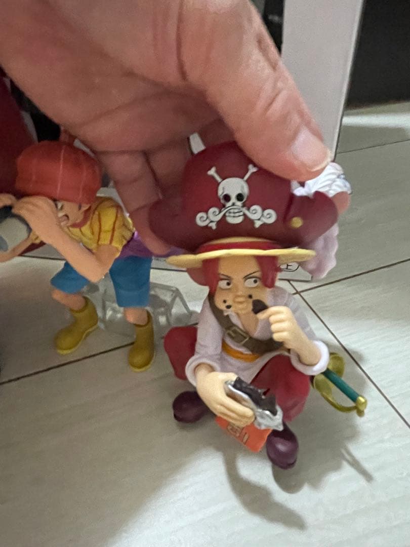 ワンピース　バンプレくじ　ロジャー　B 一番くじ　シャンクス　バギー