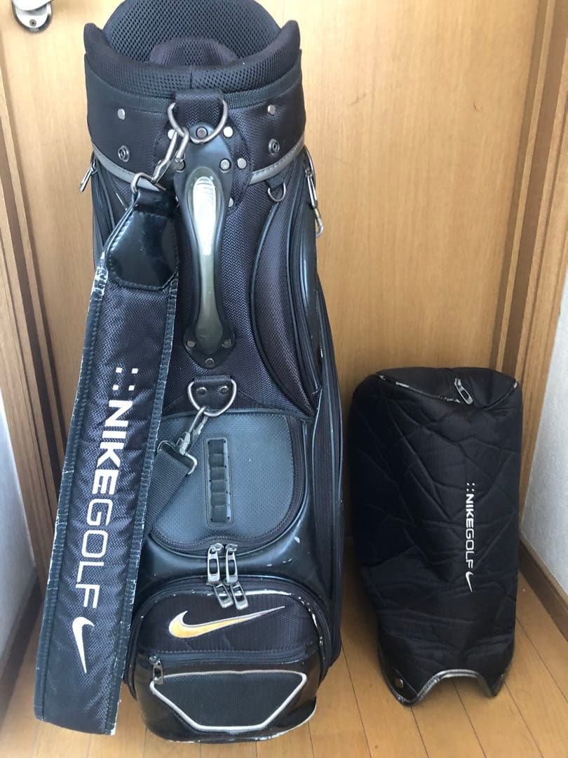【送料込み】廃盤　高級キャディバッグ　NIKE GOLF ナイキゴルフ　激安