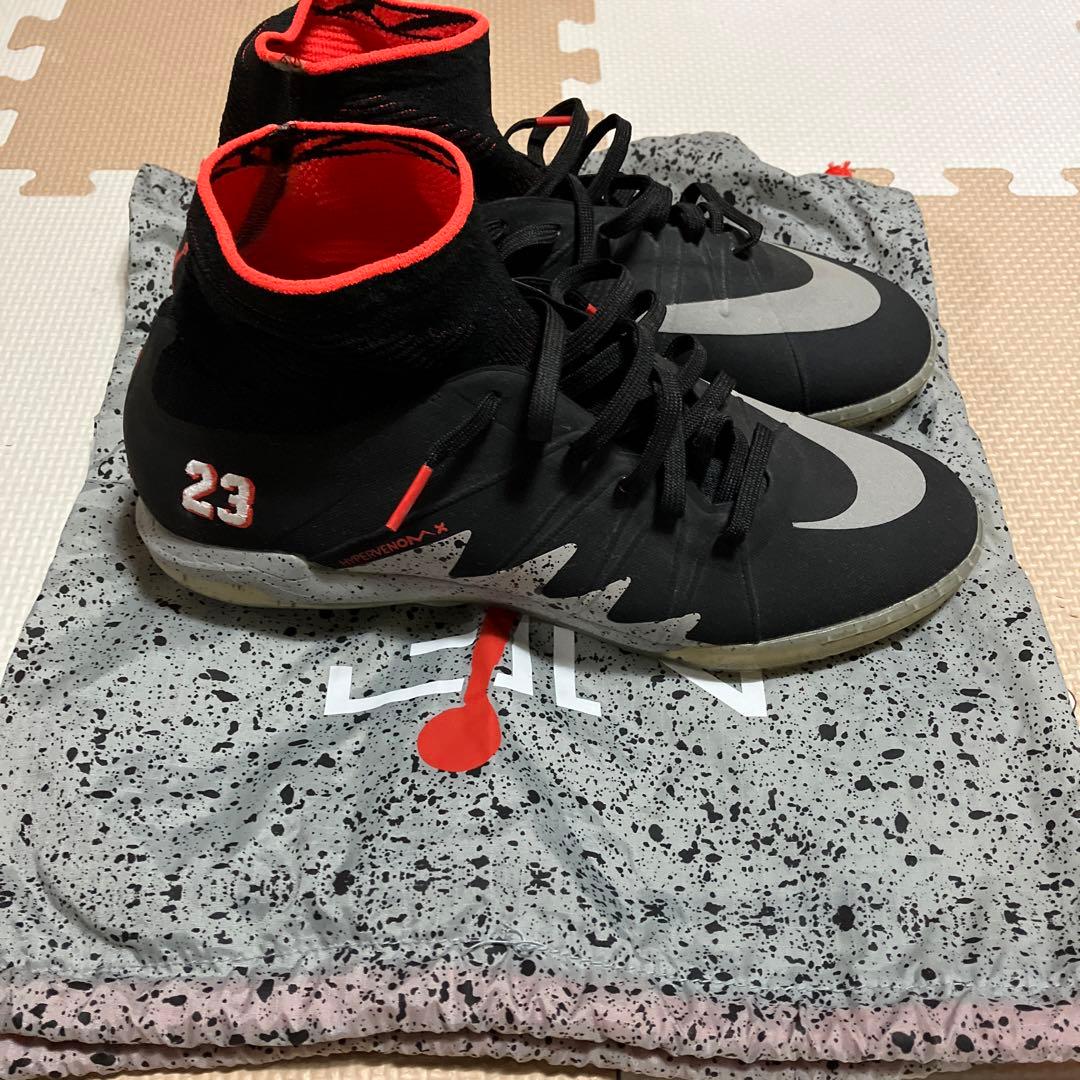【レア】NIKE ハイパーヴェノム ファントム II NJR FG
