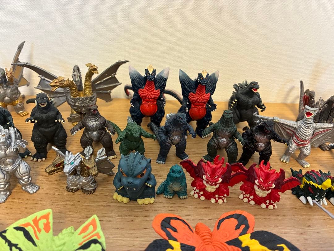 【中古】ゴジラ　ガメラ　フィギュアセット 約40体
