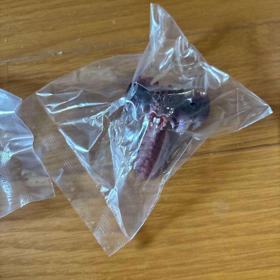 1番くじゴジラＡ賞とE賞 モンスターヘッドマグネット3種とオマケつき