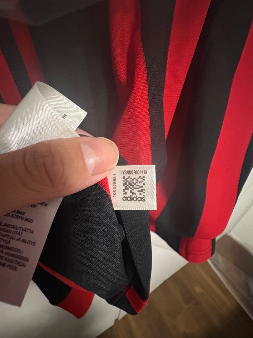 ベッカム　選手着用モデル　ユニフォーム　ACミラン　32