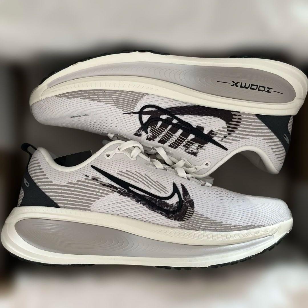 Nike VOMERO 18 RUN 27cm ボメロ18