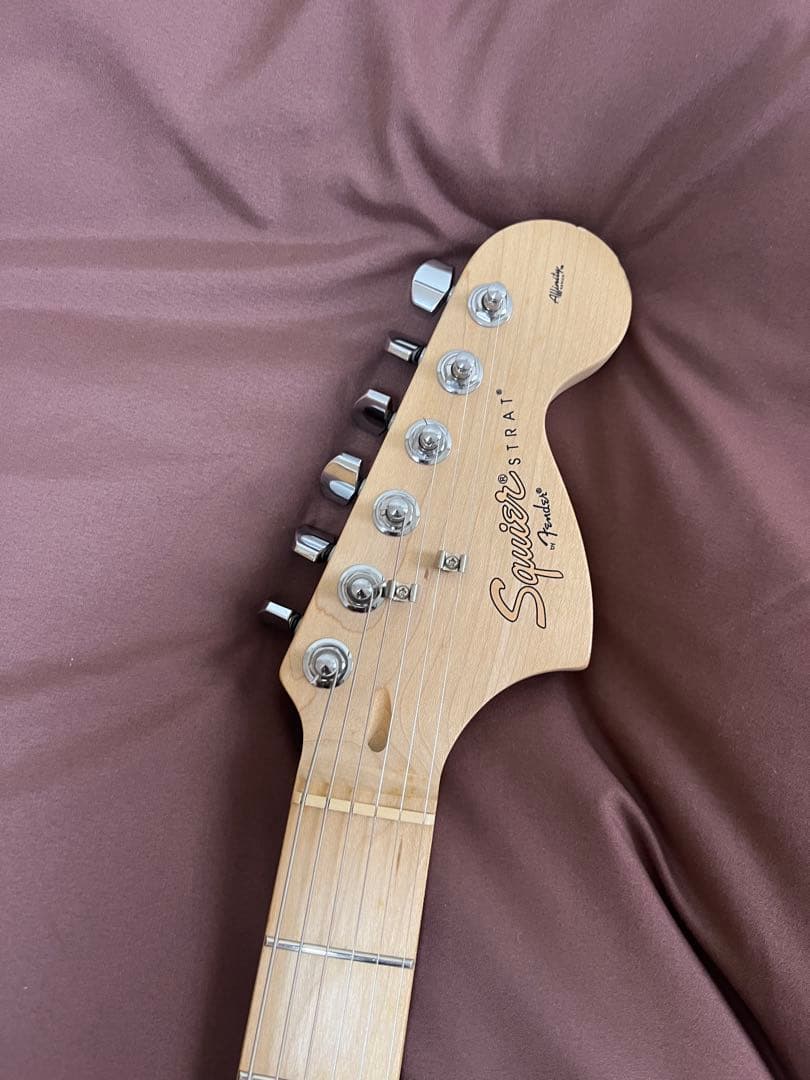【調整済】スクワイア　Squier fender エレキギター　ストラト
