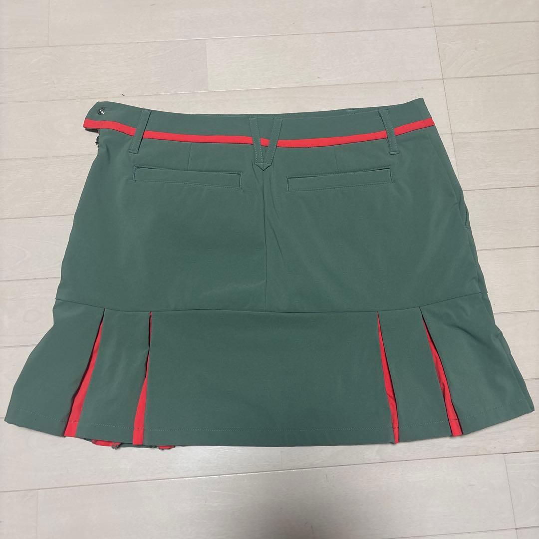 デサント　プリーツスカート