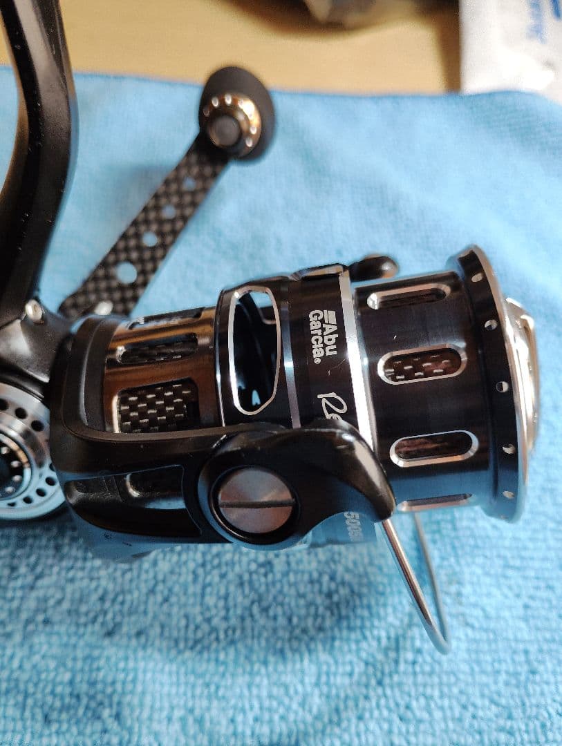 リール Abu Garcia REVO MGX 2500SH