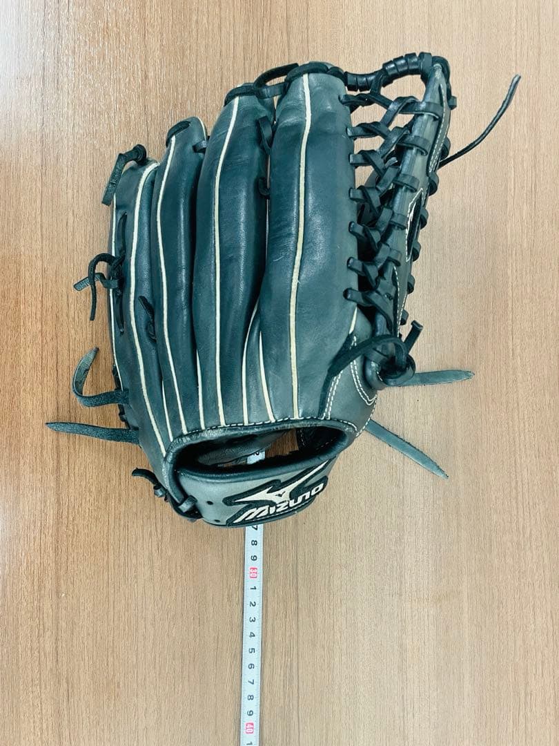 【MIZUNO】ミズノ✨野球グローブ⚾️軟式用　黒　白