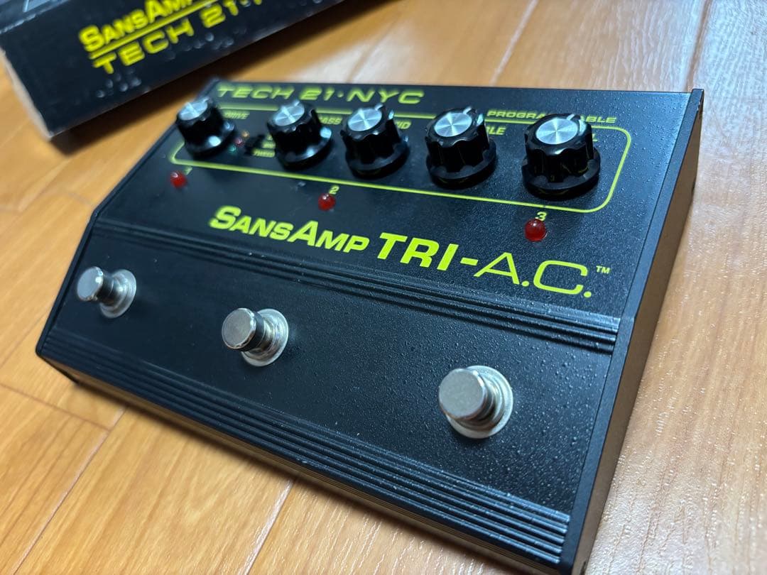 ギター TECH 21 NYC SansAmp TRI-A.C.