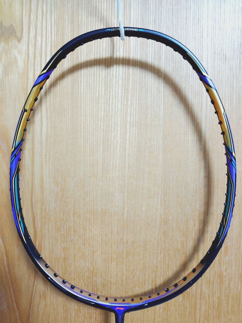リーニン　バドミントンラケット　Aeronaut 9000i