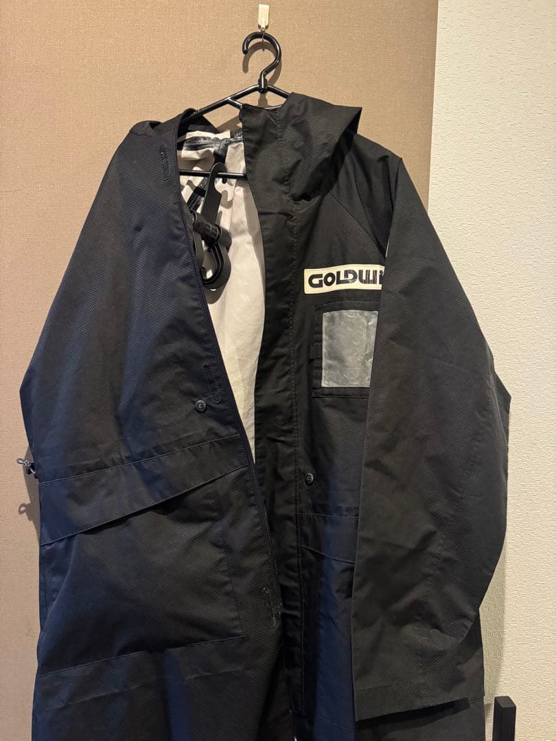 GOLDWIN ブラック ポンチョ