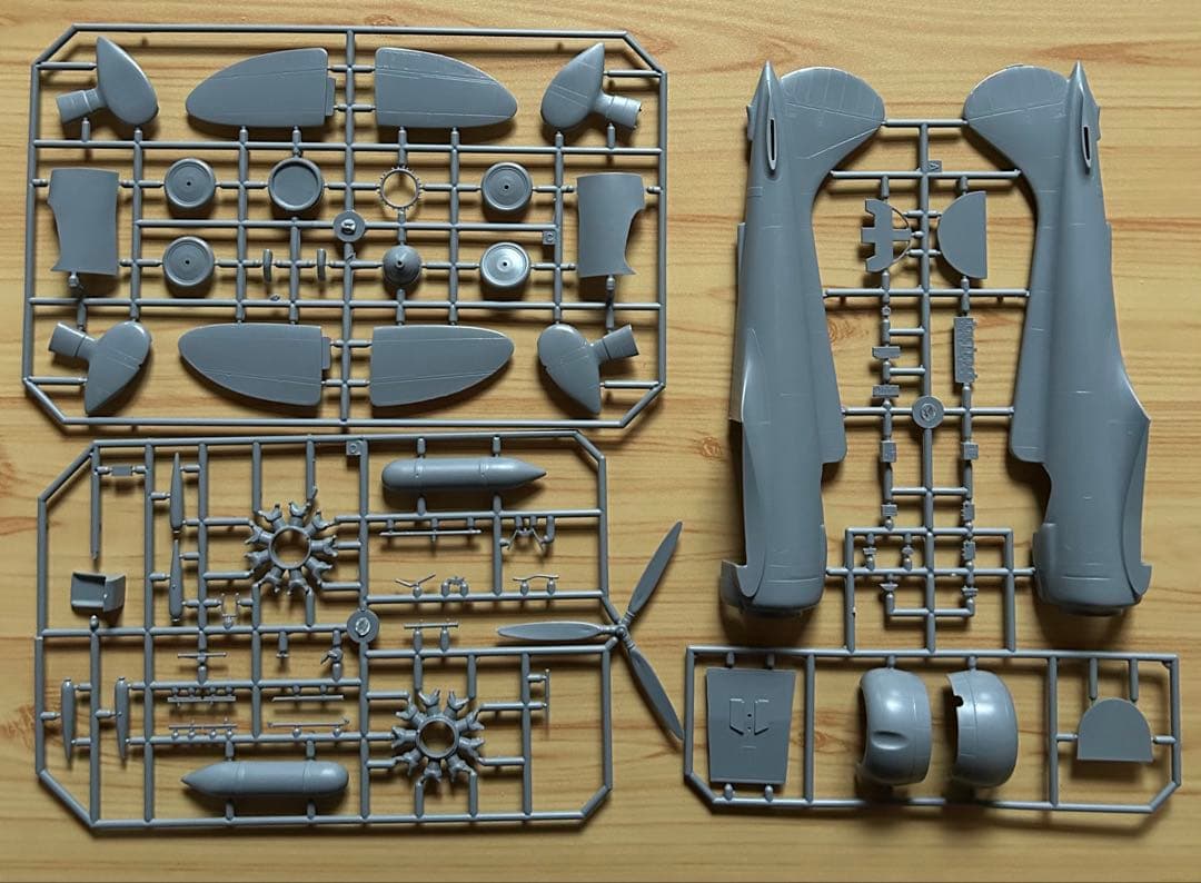 スペシャルホビー　1/32 九六式艦上戦闘機 三菱 A5M2b ハイテック