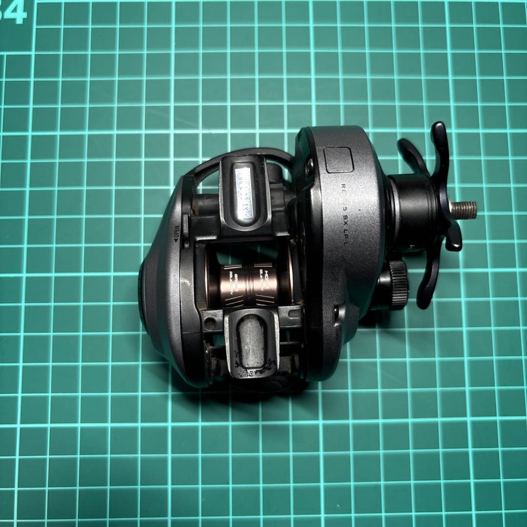アブガルシア　レボ5 sx 6.7:1レフトハンドル
