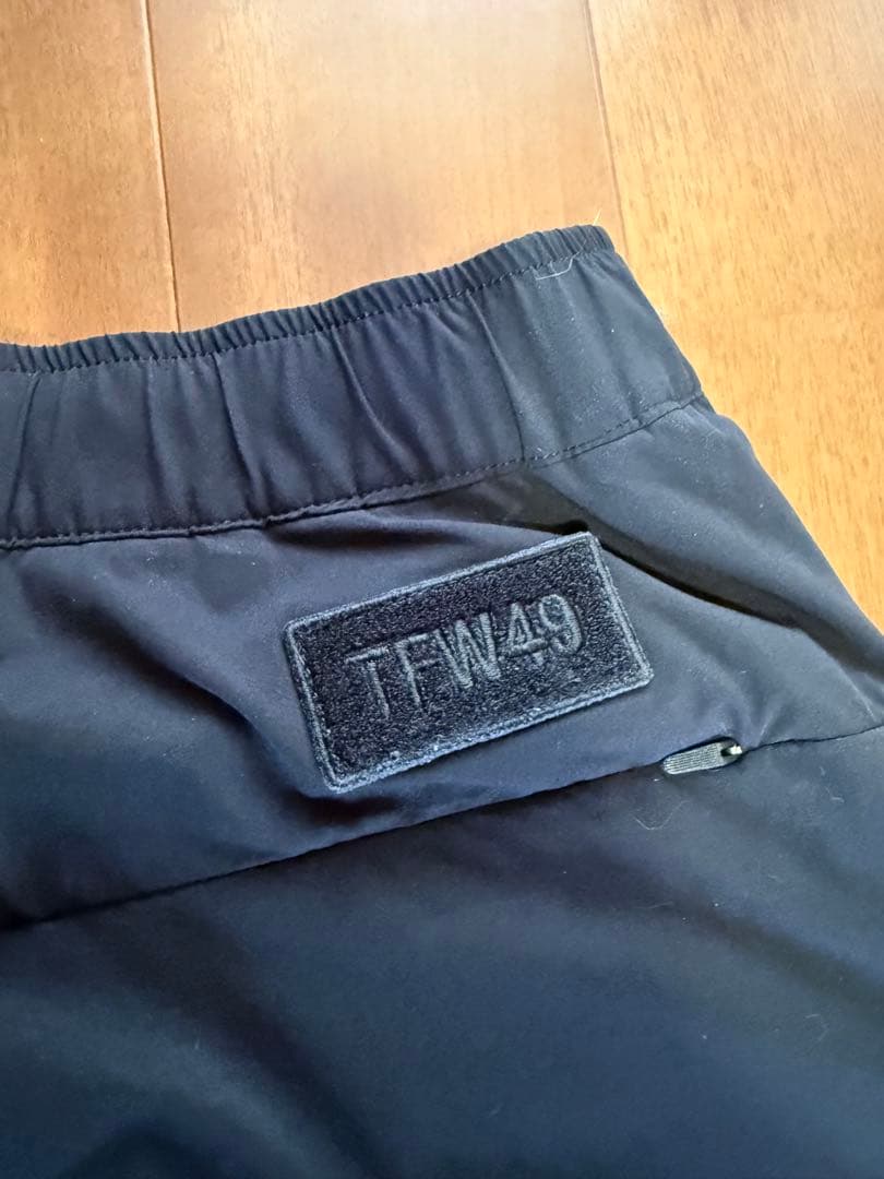 TFW49 ゴルフパンツ　黒　中綿あり　mサイズ相当