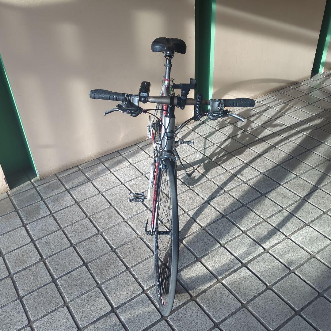 送料込 Cannondale フラットバーロード