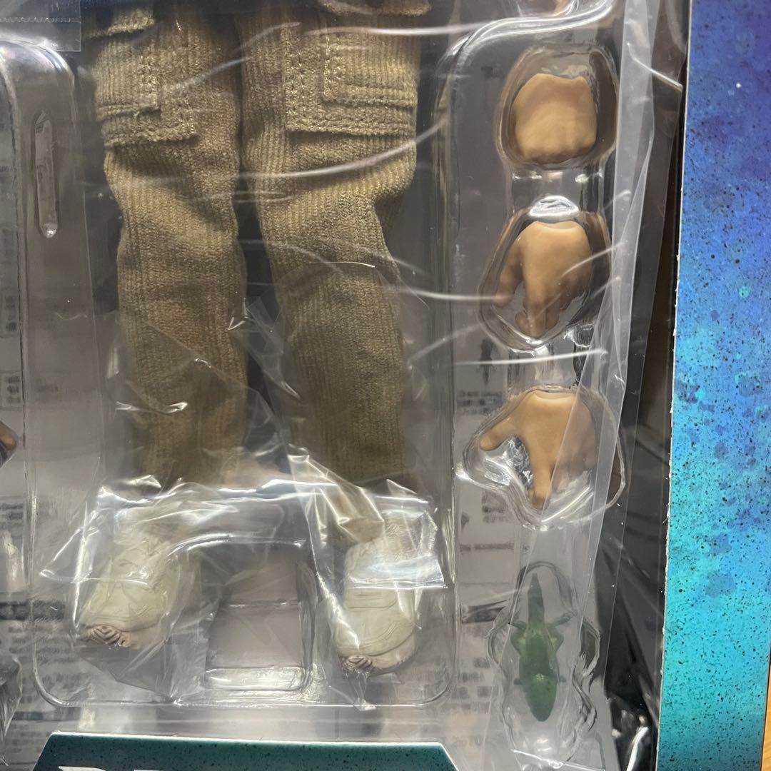 ストレンジャーシングス ダスティン 1/6フィギュア