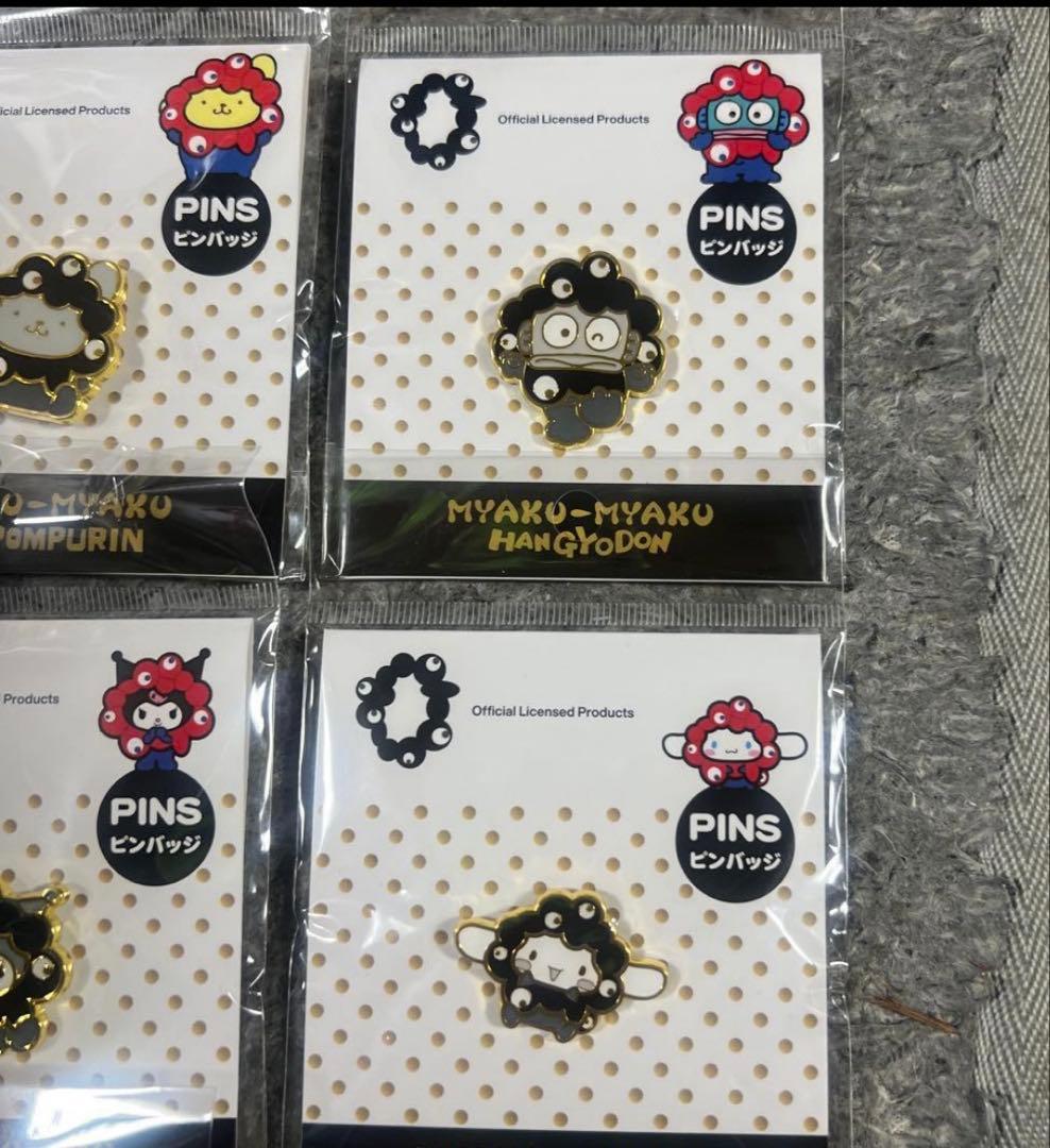 万博　黒ミャクミャクサンリオ ピンバッジ モノクロ金　コンプリート
