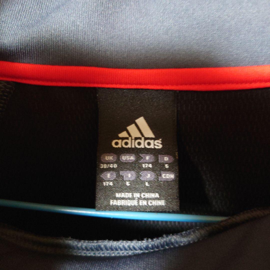 adidas リバプール ウーブン トレーニングウェア