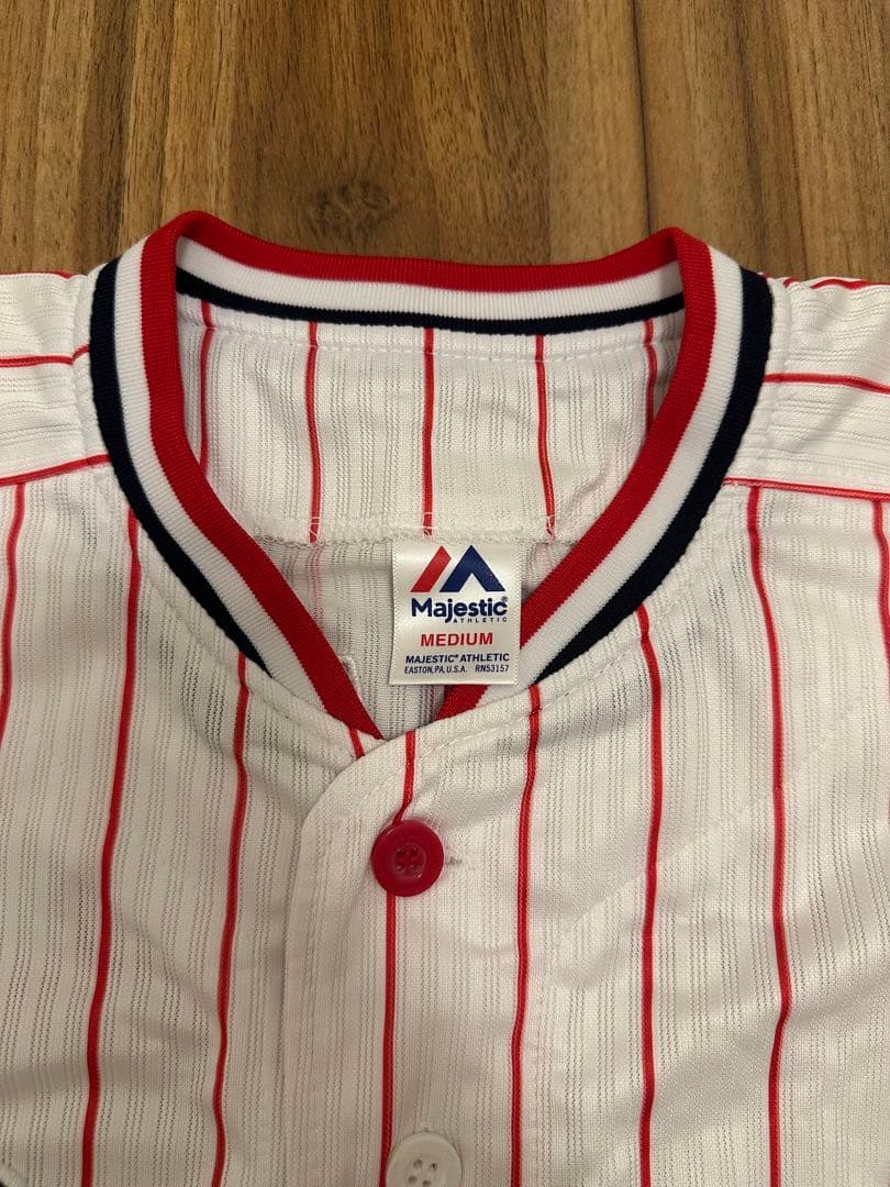 【新品未使用】ヤクルトスワローズ　山田哲人　ユニフォーム　Mサイズ