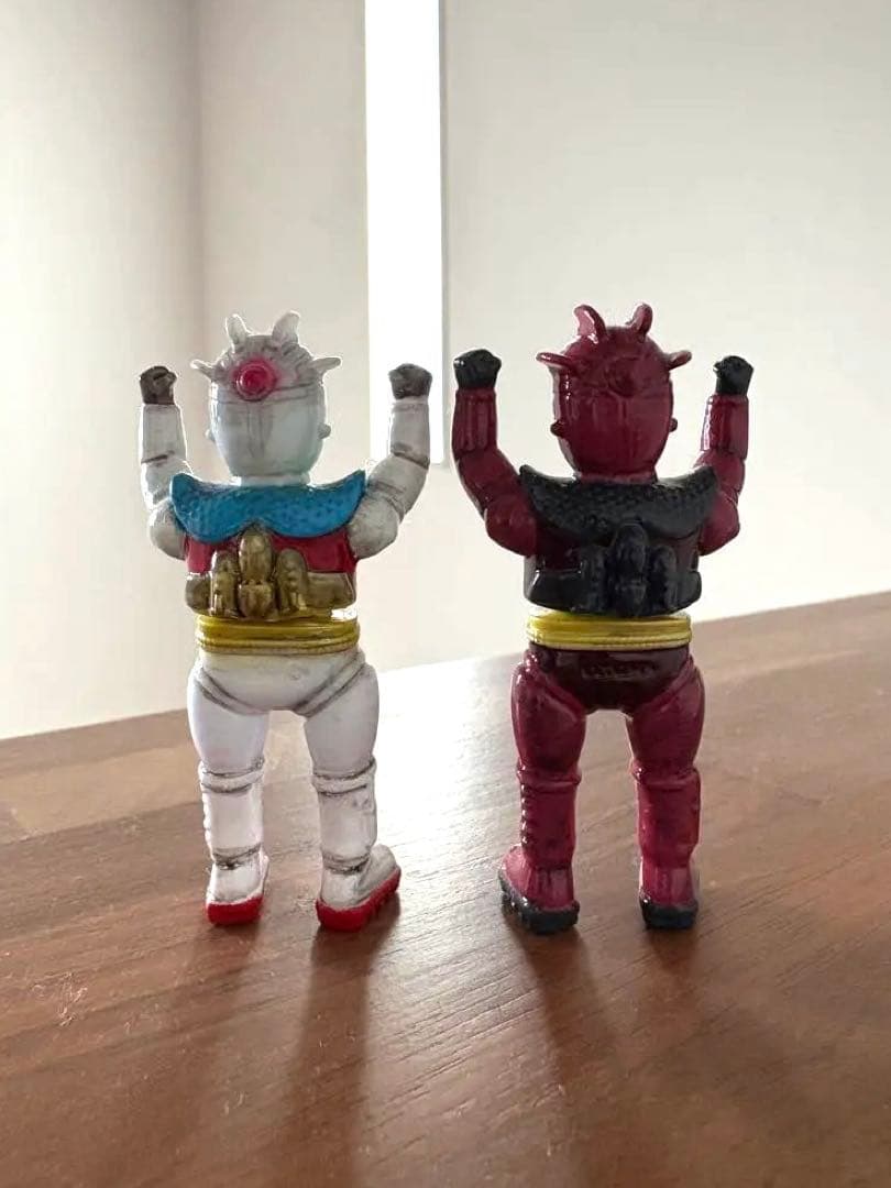 VAG スペースガイ56 リペイント　ガンダム風　シャアザク風　カスタムソフビ