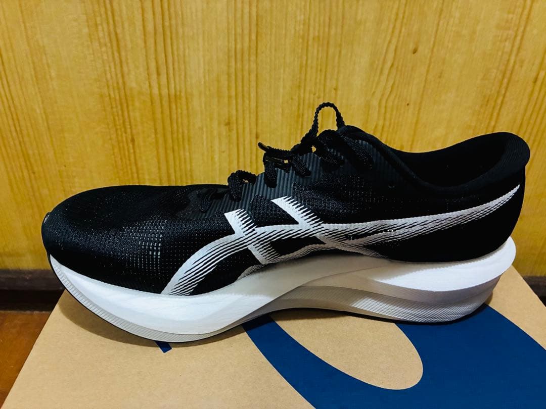 asics マジックスピード5 ワイド 27.0cm 美品 送料無料 メルカリ便
