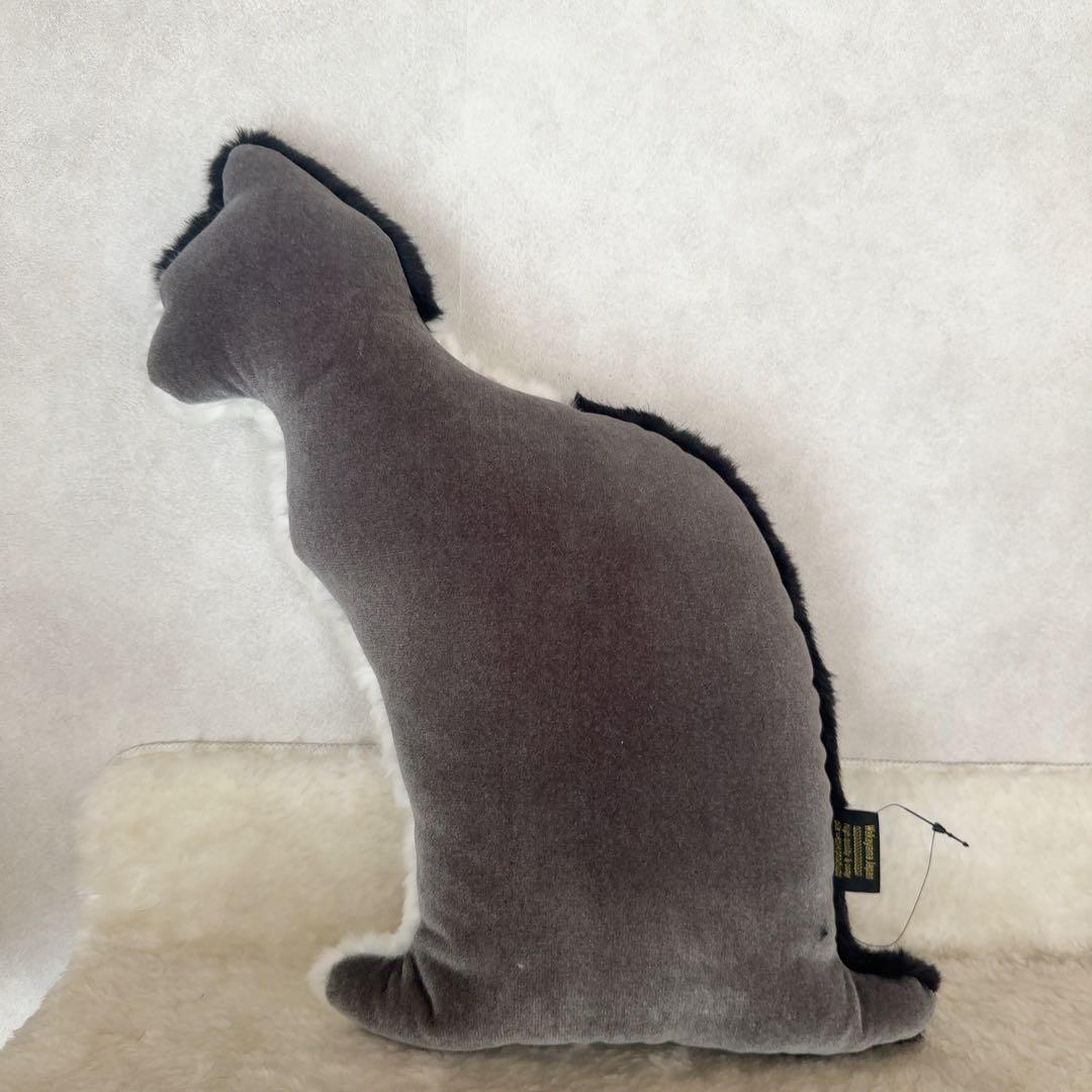 【新品】猫型クッション Fabrico NEKO philosophyハチワレ