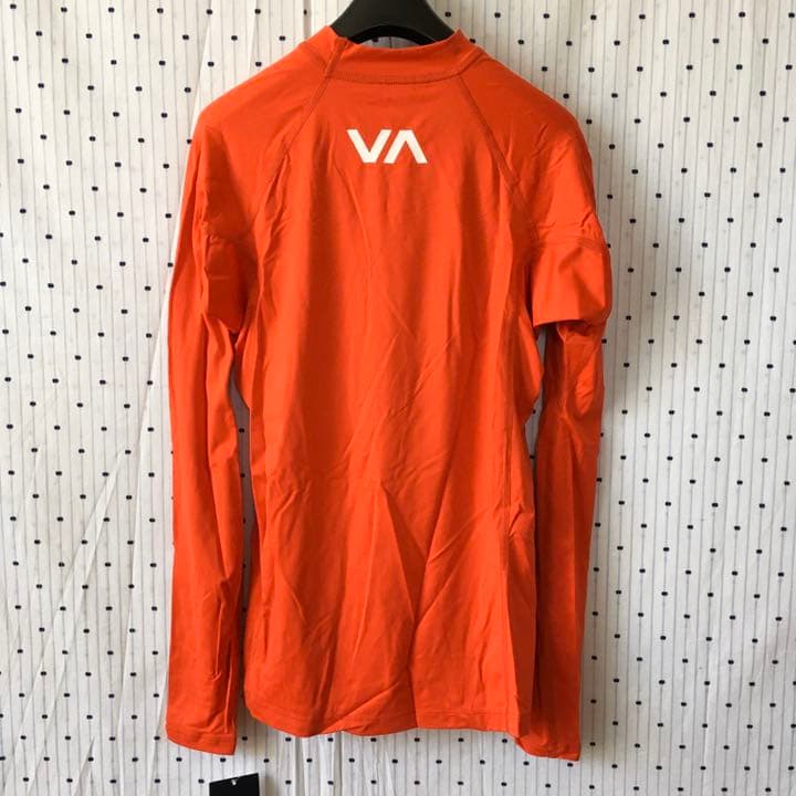 RVCAルーカUS限定ロングスリーブラッシュガード M red