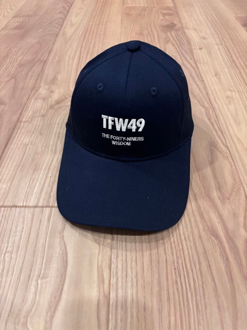 TFW49 EMBROIDERY 6PANEL CAP ネイビー　M