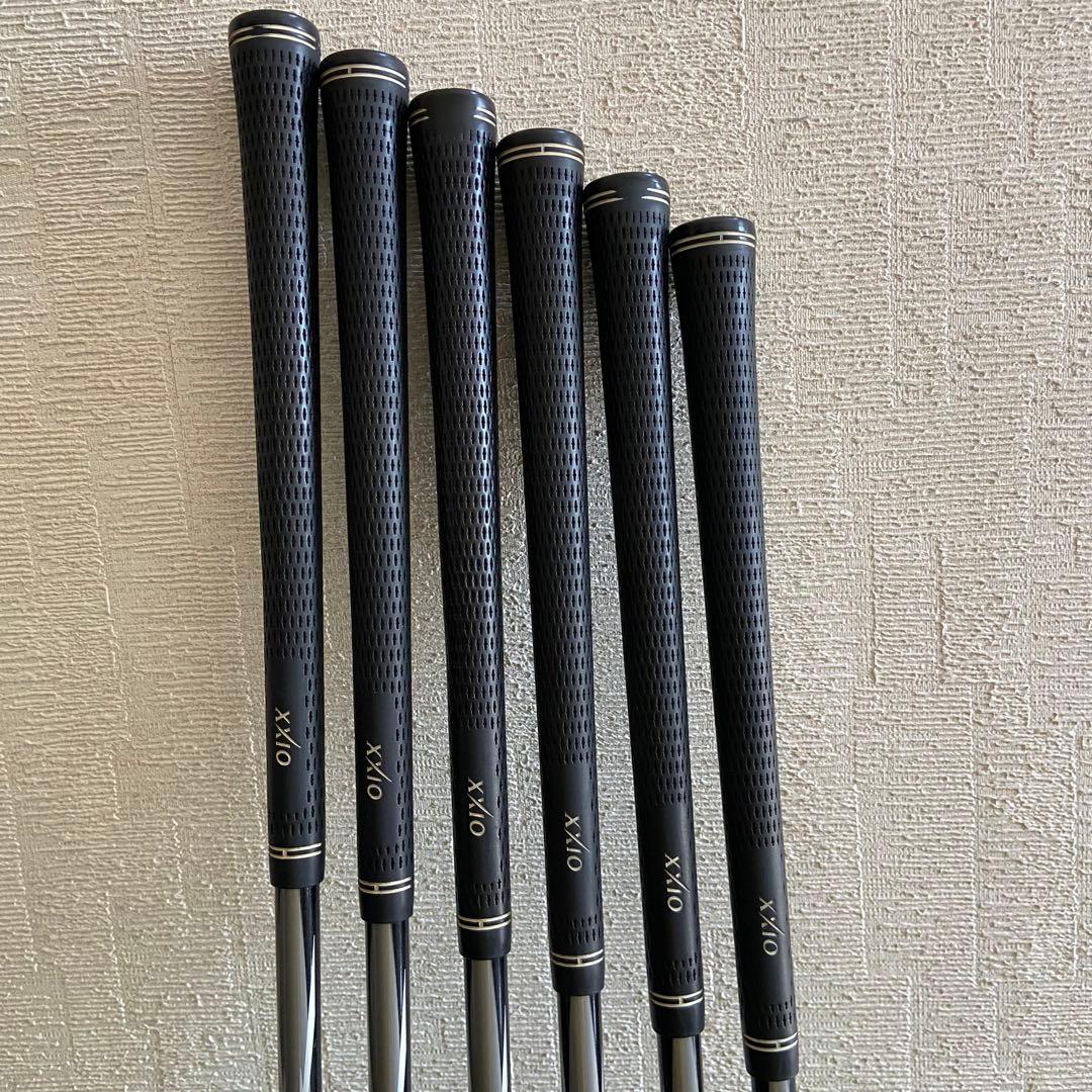 ゼクシオフォージド　アイアン