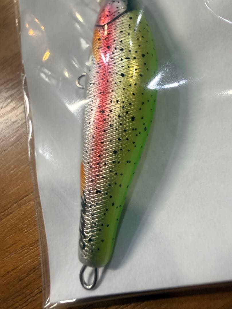 MOJOハンドメイドワークスバルサミノーレア品50HS5.1g 虹鱒カラー新品