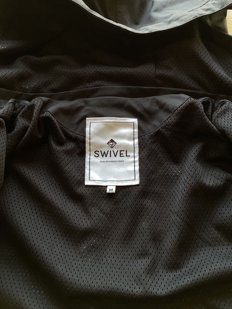 swivel未使用品レディースＭＳスノボウェアスキーウェア