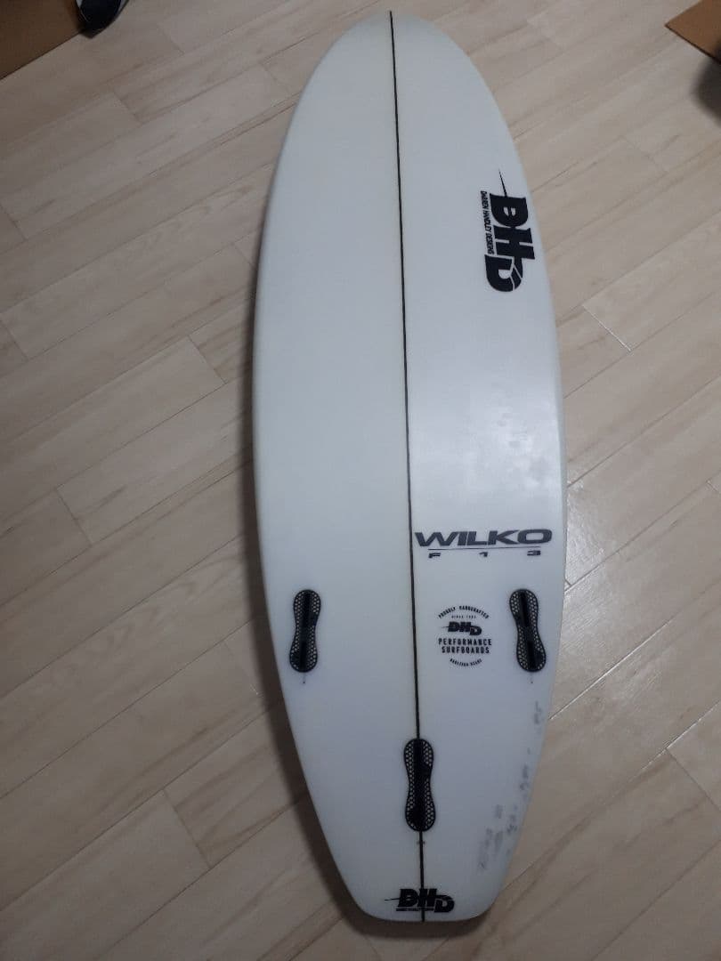 DHDサーフボード WILKO F13 5,8 美品　最終値下げです。