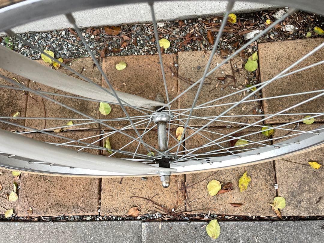 tokyo bike BISOU ベージュ色　トーキョーバイク
