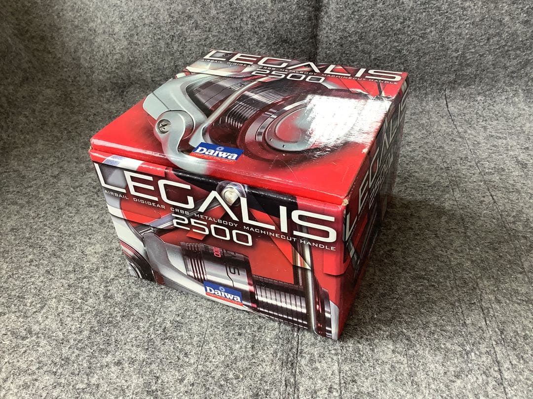 DAIWAスピニングリール　LEGALIS 2500、3000 2台セット