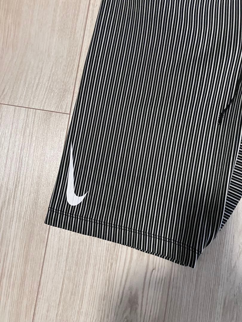 NIKE ナイキ　エアロスイフト　パンツ