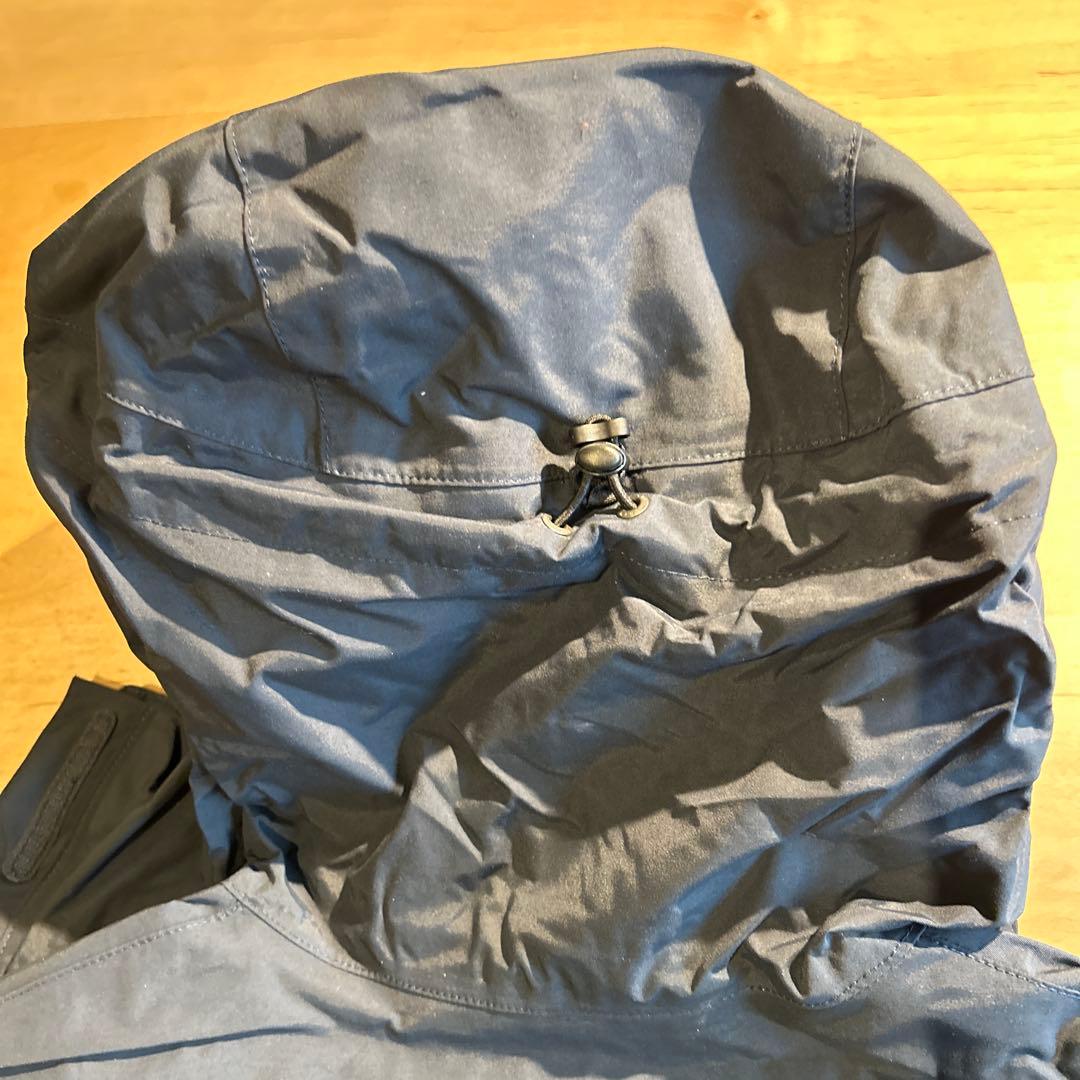 THE NORTH FACE ネイビーx レッド ジャケット 白ニット帽セット