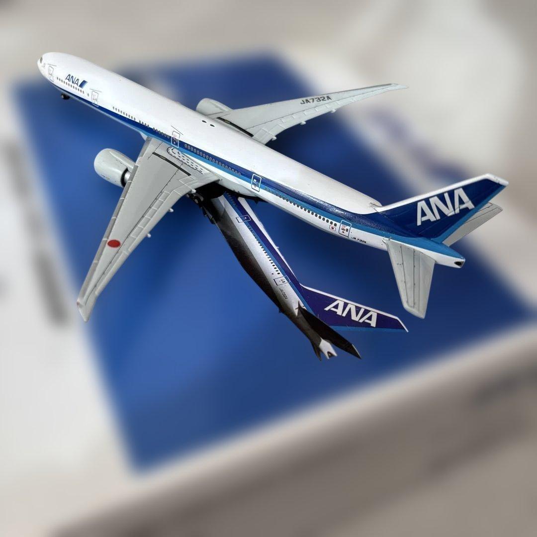 ANA Boeing 777-300ER モデル 1:400