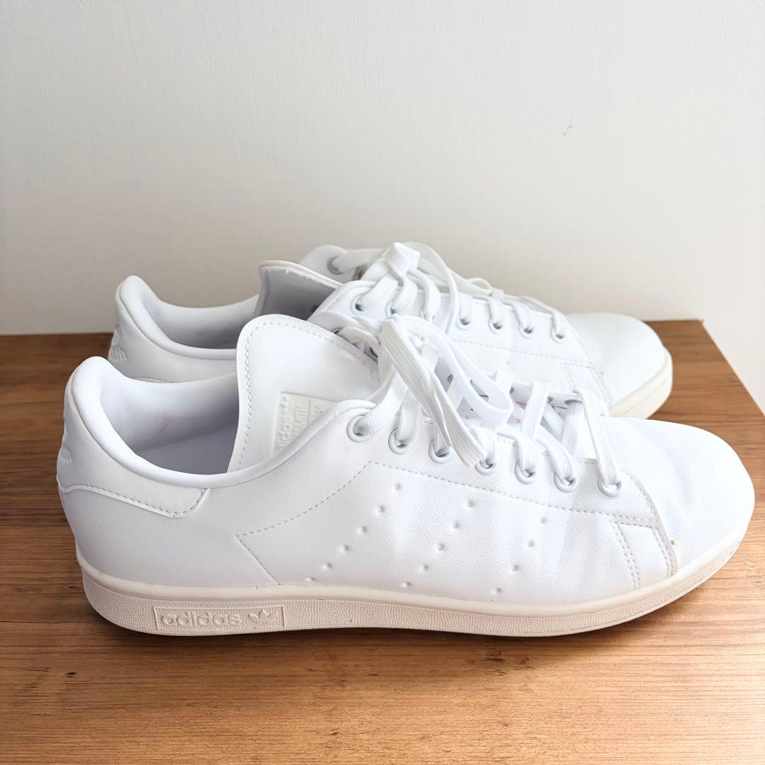 adidas スタンスミス ホワイト スパイクレスゴルフシューズ 28cm