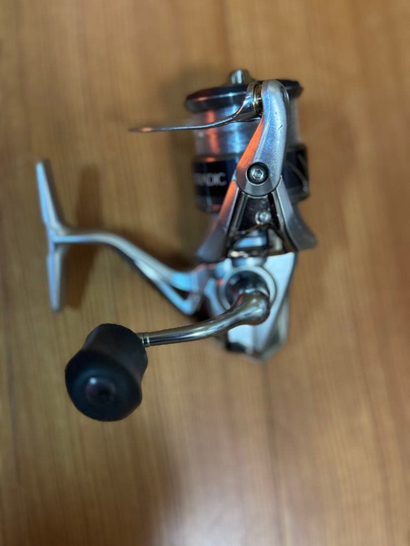 SHIMANO STRADIC 2500S-K スピニングリール