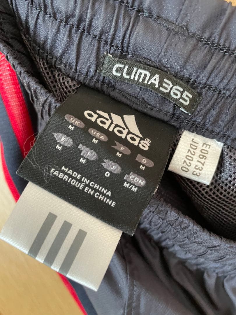 adidas ナイロン　ジャケット　パンツ　セットアップ